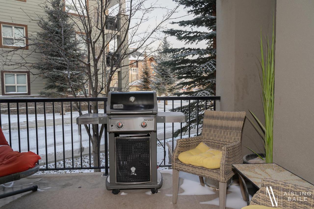 Rustic Modern 2 Bed 2 Bath With Lakeview Pool And Hot Tub Invermere Extérieur photo